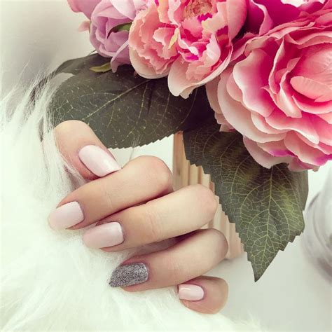 Vernis semi permanent nude rosé Vernis semi permanent