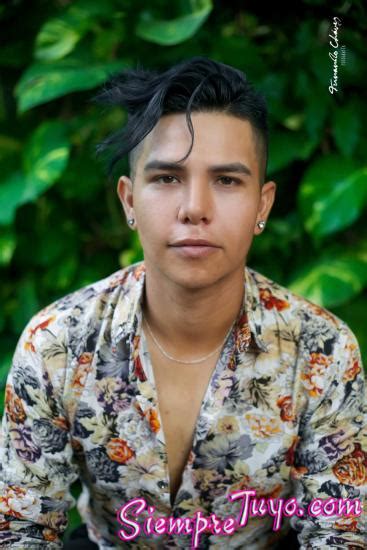 Carlitos Caliente Y Cogelon Pocos D As En La Ciudad C Lugar Galer As Queretaro Escorts Gay