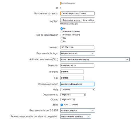 Configura Los Datos De La Empresa Y Su Política De Privacidad Y Tto De