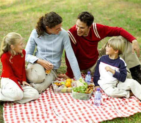 Create A Picnic Pack The Happy Housewife™ Frugal Living