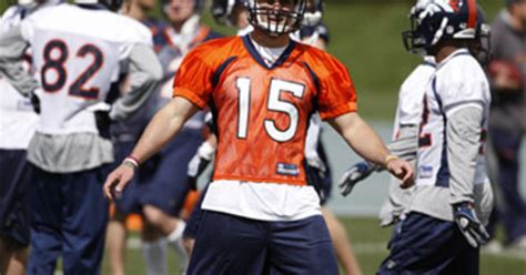 Tim Tebow Broncos Jersey Is Top-Seller for NFL - CBS News