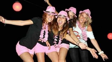 Notte Rosa Tutti Gli Appuntamenti Da Rimini A Cattolica