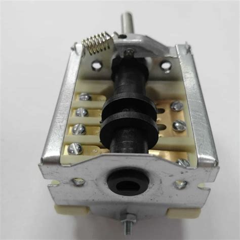 Переключатель духовки 3-х позиционный НОВО-ВЯТКА - купить с доставкой ...