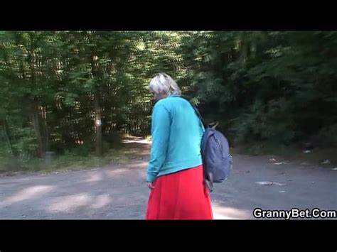 Abuela Rubia Follada A Lo Perrito En La Carretera Xvideos