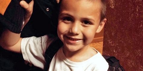 Nene de 10 años fue torturado hasta la muerte por sus padres porque les contó que era gay Filo