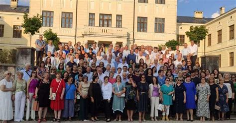 Maturanti Gimnazije fra Dominika Mandića obilježili 40 godina mature vecernji ba