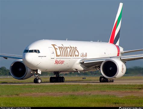 A Efk Emirates Boeing F H Photo By Lukas Koo Man Ho Id