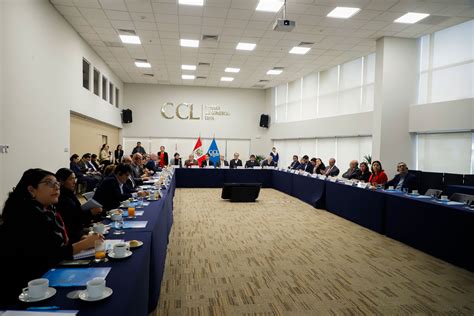 Desafíos de las Economías Criminales al Estado de Derecho Perspectivas en América Latina y el