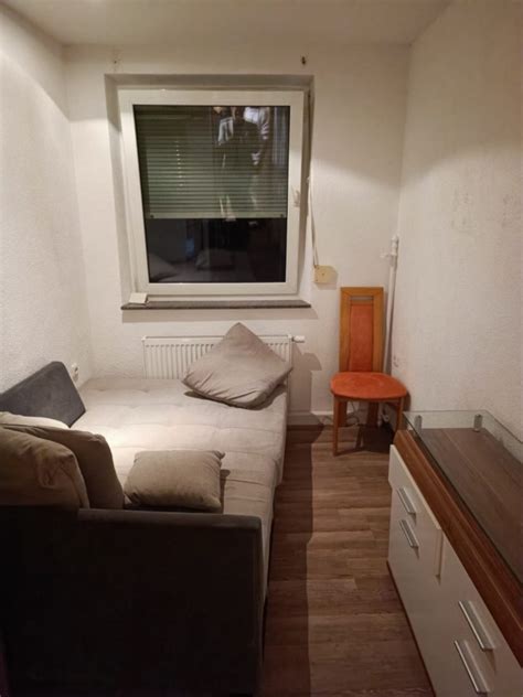 kleines Zimmer in einer 3er WG WG Zimmer in Nürnberg Steinbühl