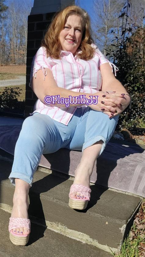 Jj Of Fansly Horny Bbw Hotwife K On Twitter Rt Playwithjj Enjoying The Sun For My