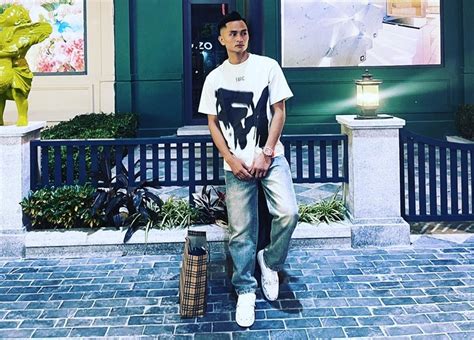 Hot girl bóng chuyền nữ Việt Nam bất ngờ giới thiệu bạn trai nam thần là võ sĩ tài năng sở