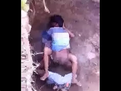 Desi Chica Y Chico Sexo Fuera De XVIDEOS