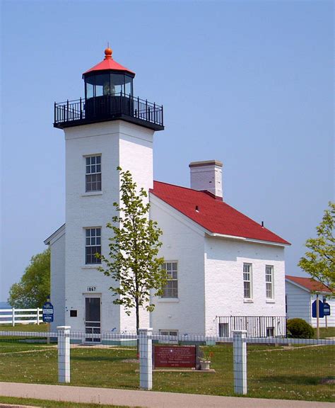 Sand Point Lighthouse In Escanaba Mi Photograph By Mark J Seefeldt