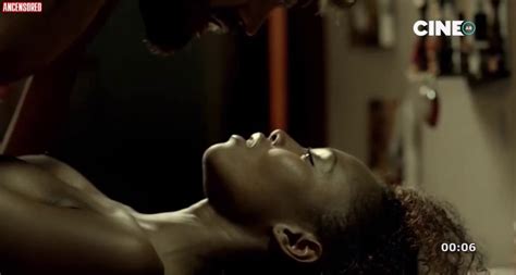 Naked María Nela Sinisterra in Tiempo Muerto