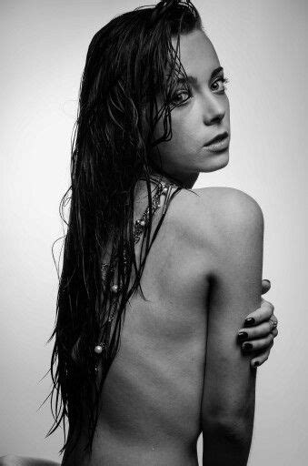 Wet Hair Photoshoot Long Hair Implied Nude Akt Shooting Akt