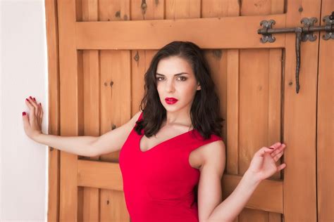 Horny Henessy Takes Off Her Clothes And Fingers Her Tight Cunt 17 Photos