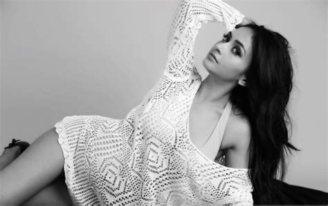 Actress Spicy Stills Actress Hot Bikini Actress Hot Stills Karnika Singh Hot Bikini Stills