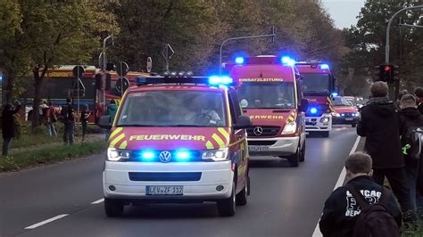 Xxl Konvoi Hornkonzert Fahrzeuge Werkfeuerwehr Chempark Auf