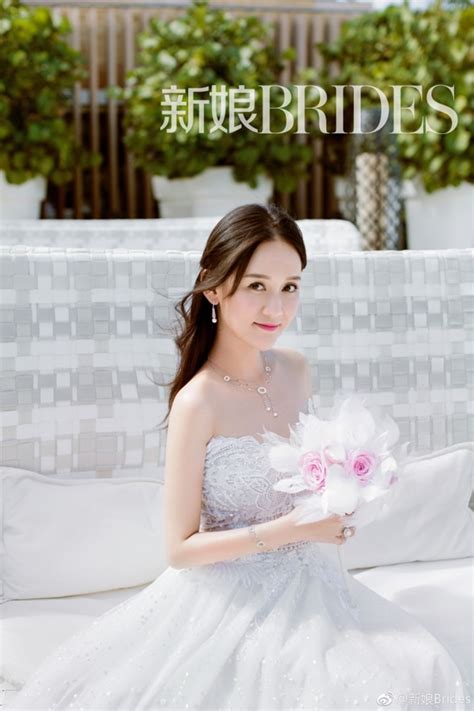 M N B Tu T Bikini G Y S T V Tu I V N Qu N Ng B Ng Ng I P Vi T Gi I Tr