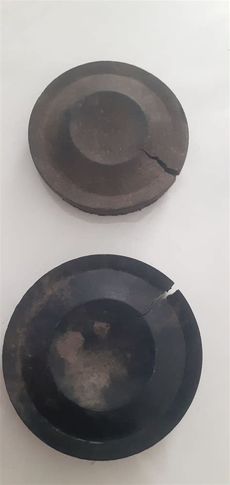 Замена заглушек фар — Lada Калина 2 универсал, 1,6 л, 2013 года ...