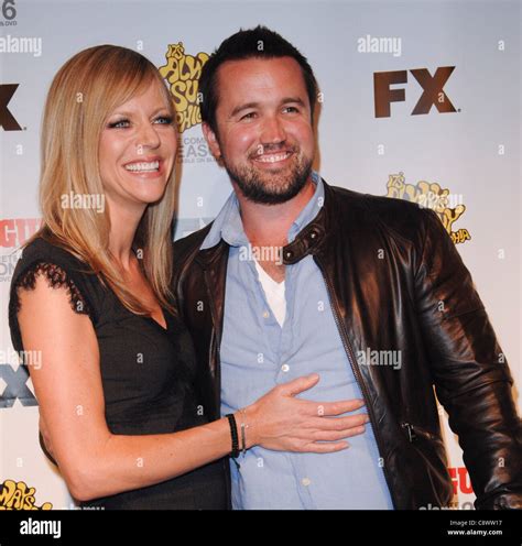 Kaitlin Olson Rob Mcelhenney At Arrivals For Its Always Sunny In