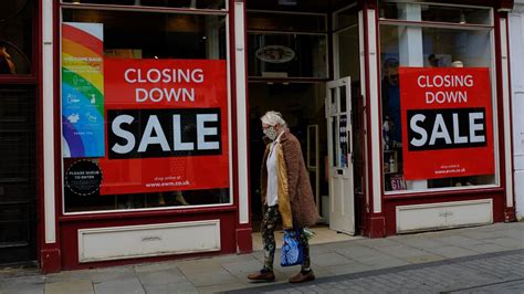 Why are retail giants closing down outlets across the UK? – Quays News