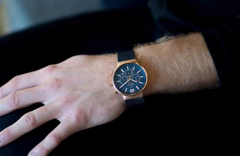 Как правильно носить наручные часы?|СЕКУНДА