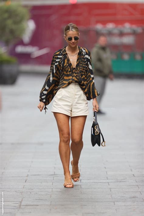 Vogue Williams Voguewilliams Nude The Fappening Photo 1335089 FappeningBook