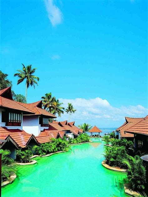 Kumarakom Lake Resort,Alleppey-Kumarakom:Photos,Reviews,Deals