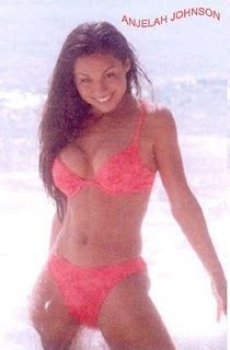 Sizzling Bollywood Anjelah Johnson Hot And Sexy PIctures Images