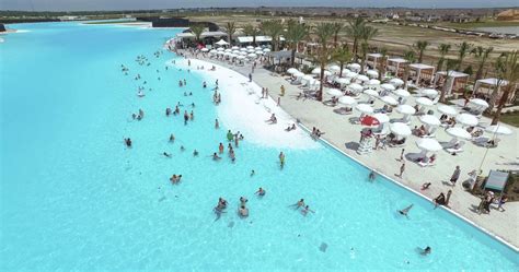 Texas City's 'Crystal Clear Lagoon' opens to Lago Mar residents, public ...