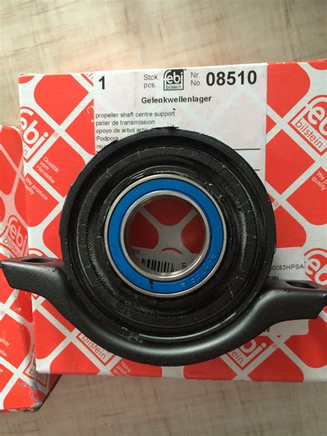 Карданный вал i подвесные подшипники — Volkswagen Golf Mk2, 1,8 л, 2012 ...