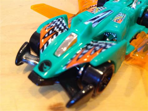 JULIAN S HOT WHEELS BLOG Jet Threat 4 0 2015 F Case Regular Treasure Hunt