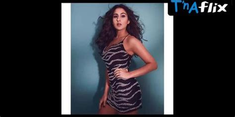 Sara Ali Khan Breasts Scene In Sara Ali Khan Hot Sexy Bold July September 2021 Tnaflix