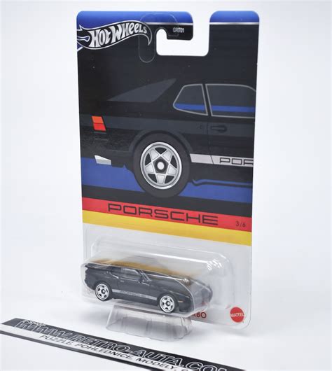 KOVOVÉ a RESIN MODELY Porsche Turbo Porsche Celebration Hot Wheels Retro