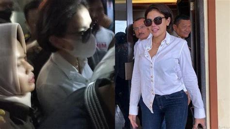 Sempat Ngaku Banyak Job Yang Dicancel Nikita Mirzani Kini Pamer Beli Bikini Seharga Rp 18 Juta