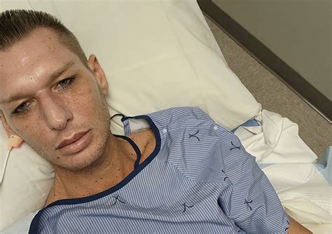 Ator Porn Gay Perde Parte Do Intestino Grosso Ap S Cirurgia Para Retirar Consolo Preso No Nus