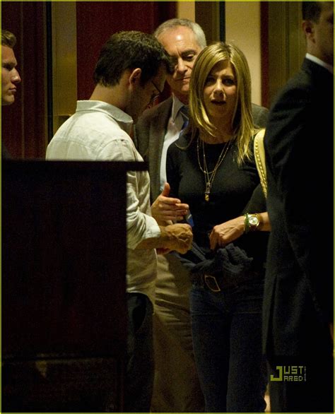 Jennifer Aniston: Date Night with Mystery Man!: Photo 2463271 ...