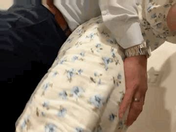 Grab Butt Squeeze Butt GIF - Grab butt Squeeze butt Booty grab