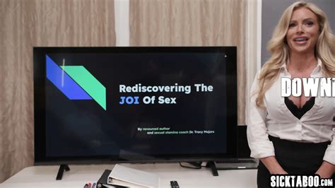 Hot Big Tits Blonde MILF Danielle Renae Is A Perfect Babe For Practice