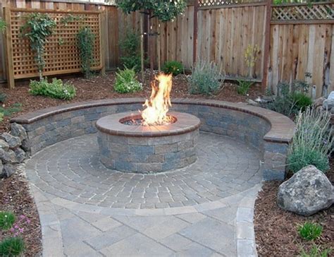 Патио: дворик для отдыха и приема гостей | Домфронт