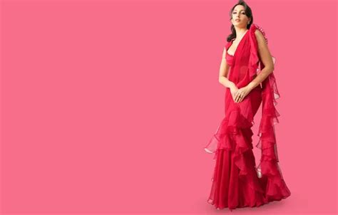 Wallpaper Girl Hot Sexy Fashion Eyes Smile Beautiful Figure For Mobile And Desktop