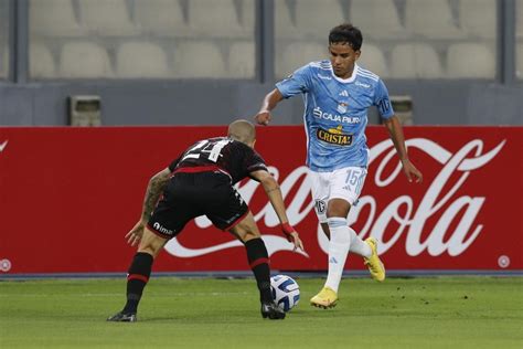 Sporting Cristal Vs Huracán 1 0 Gol Resumen Minuto A Minuto E