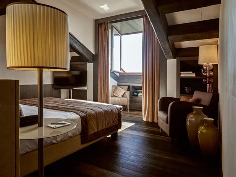 Modern Venice Hotel Near Rialto Bridge|Hyatt Centric Murano Venice