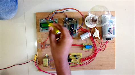 Power Factor Correction Using Pic Microcontroller By Deepak Ughade