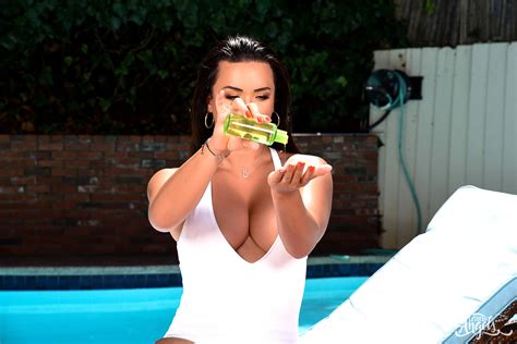 Transangels Bianka Nascimento D Arclyte Mobiporn Outdoor Conchut Xxx Porn Pics