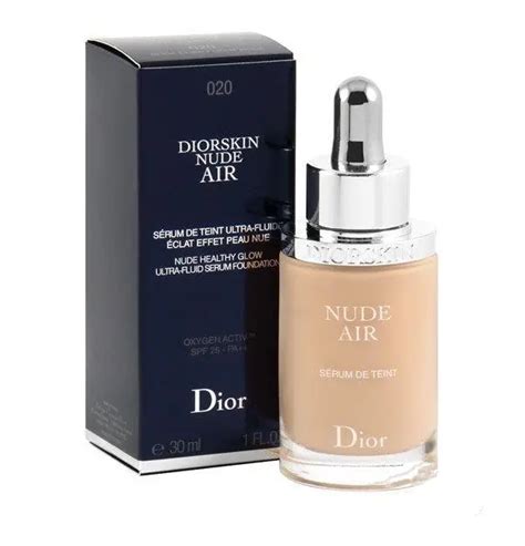 Тональный крем сыворотка Dior Diorskin Nude Air Serum de Teint 010 Ivory слоновая кость