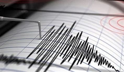 Son Dakika Hakkari De B Y Kl Nde Deprem