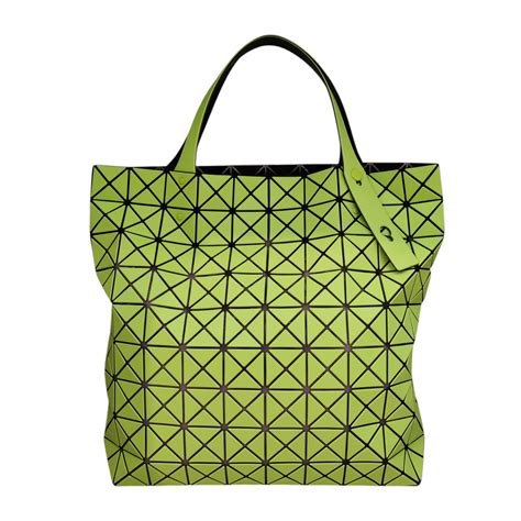 baobao issey miyake prism frost theworldsigns
