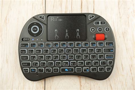 RII X8 + plus Riitek беспроводная клавиатура с микрофоном, тачпадом и ...